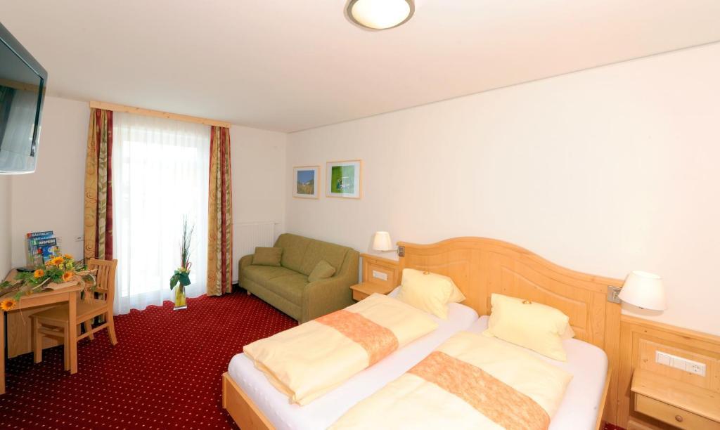 Hotel-Restaurant Kirchenwirt Aigen Aigen im Ennstal Kültér fotó