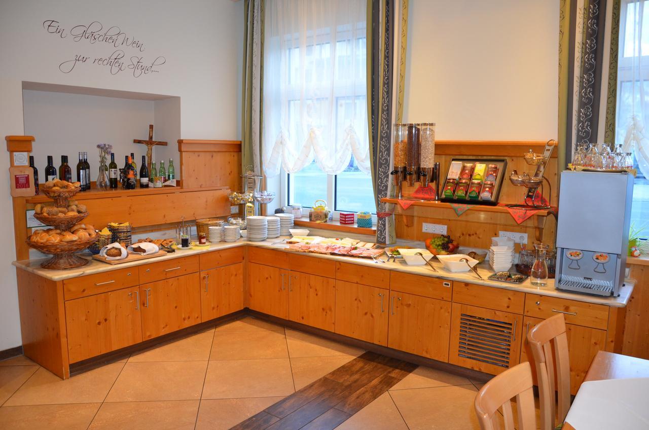 Hotel-Restaurant Kirchenwirt Aigen Aigen im Ennstal Kültér fotó